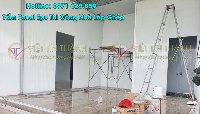 Panel Eps Thi Công Nhà Tiền Chế. Ảnh: Việt Tín Thành